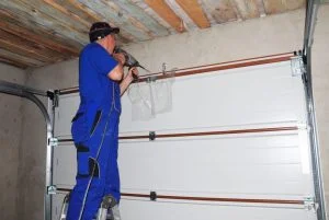 Memphis, Ne 8 Garage Door Installation 1